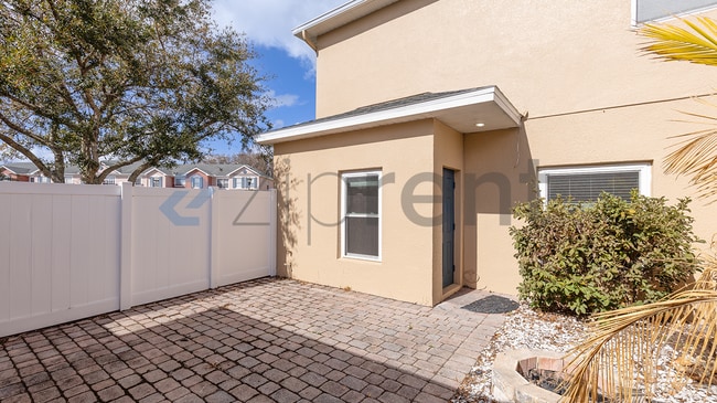 Building Photo - 16703 Cedar Crest Dr