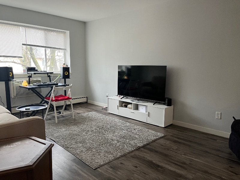 Building Photo - 2545 N Cramer St