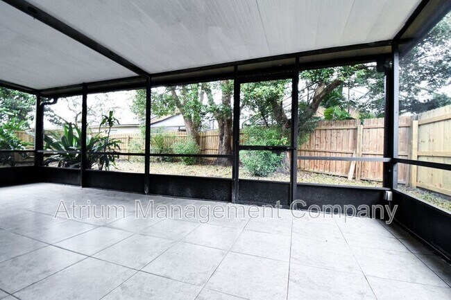 Building Photo - 277 Lakebreeze Cir