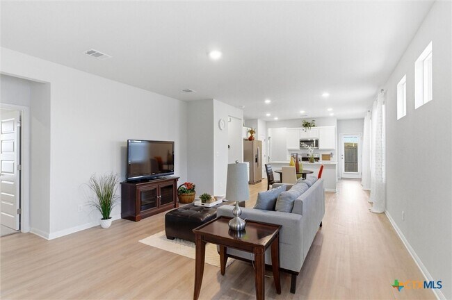 Building Photo - 149 Cutleaf