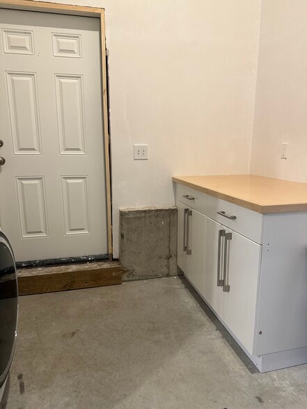 Building Photo - 30 Smith Bridge Rd