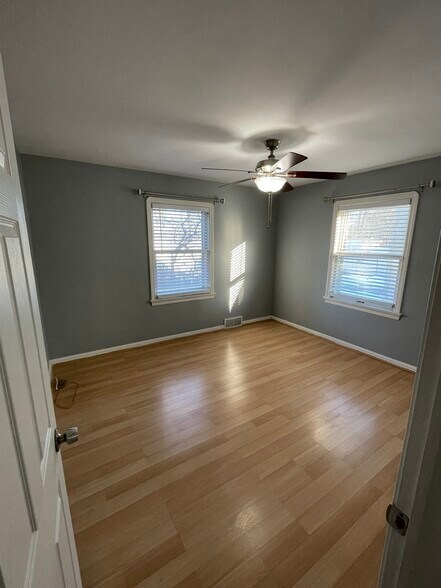 Building Photo - 3791 W 210th St