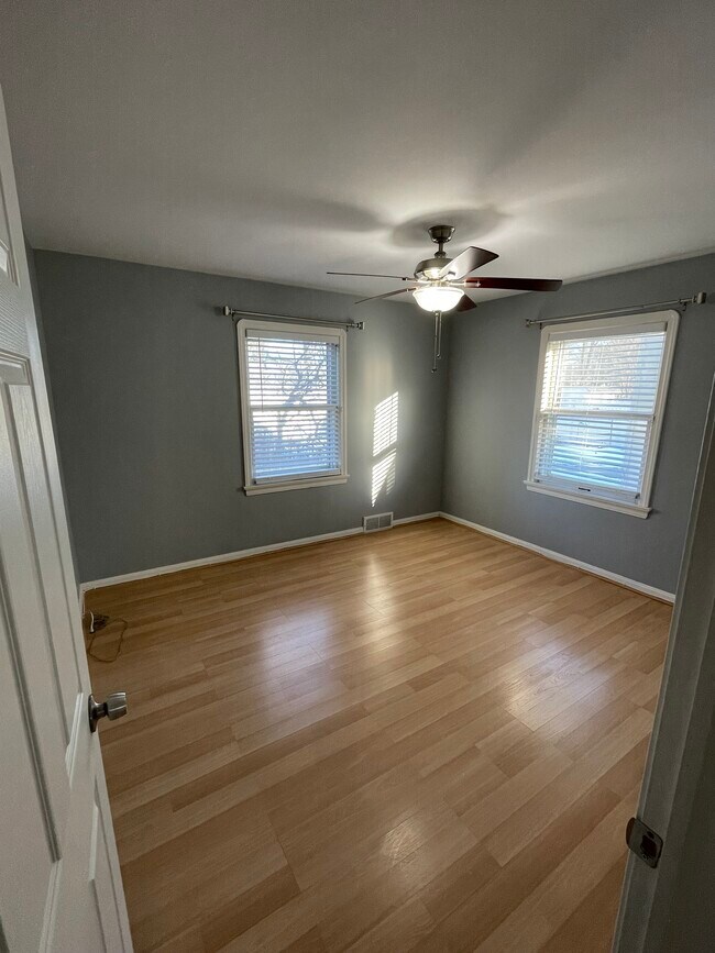 Building Photo - 3791 W 210th St