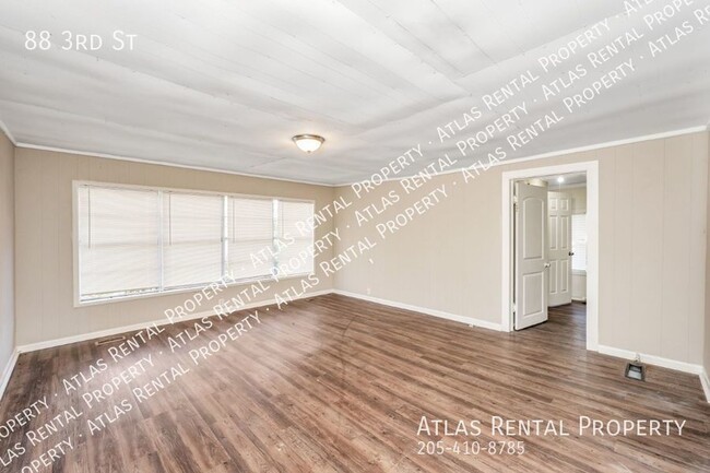 Building Photo - 88 3rd St