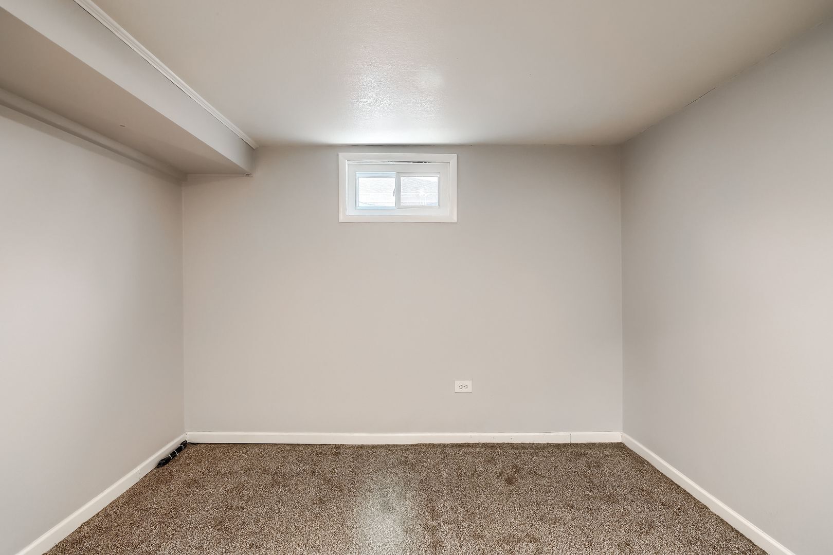 Building Photo - 207 Teal St