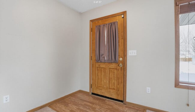 Building Photo - 5191 W Lanark Dr