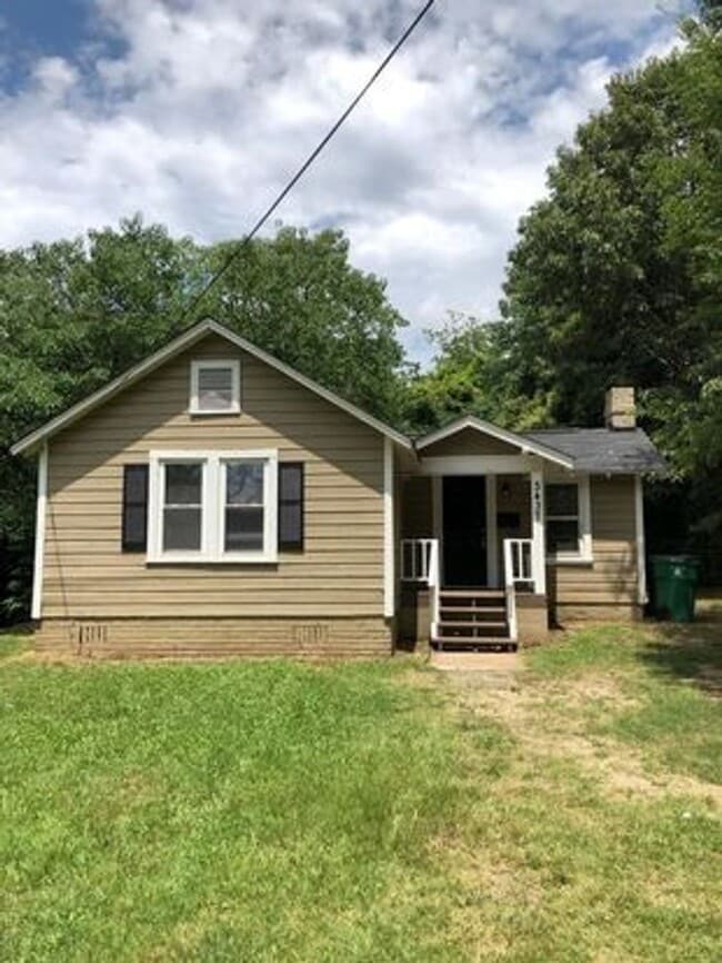 Building Photo - Conveniently Located Charming 2-bedroom 1-...