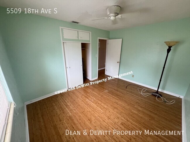 Building Photo - 5509 18th Ave S