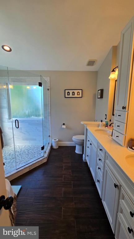 Building Photo - 47400 River Crest St