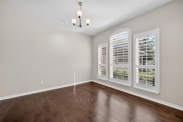 Building Photo - 4701 Bungalow Dr