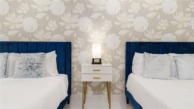 Building Photo - 1361 NW 116th Ave