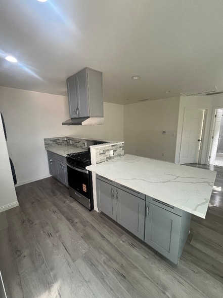 Primary Photo - 6538 Cassandra Dr