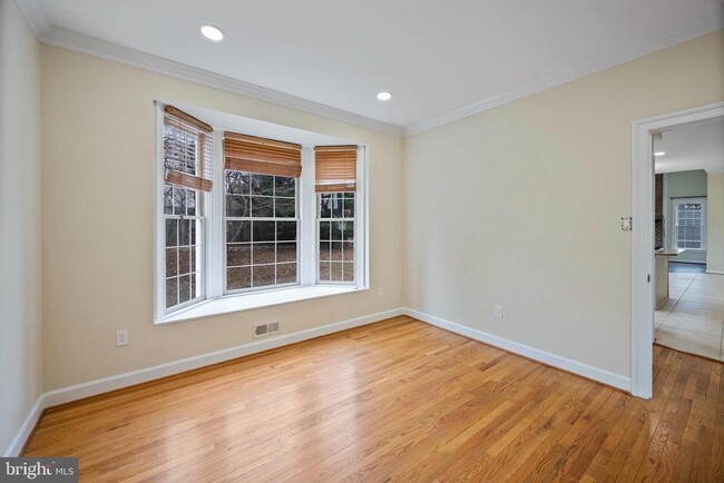 Building Photo - 1324 Pleasant Meadow Rd