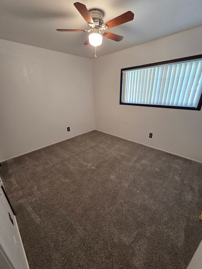 Building Photo - 1460 Linden Way