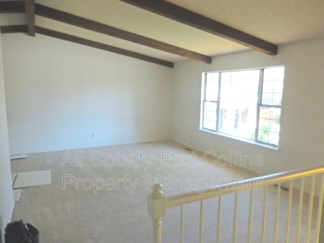 Building Photo - 912 Cambridge Dr