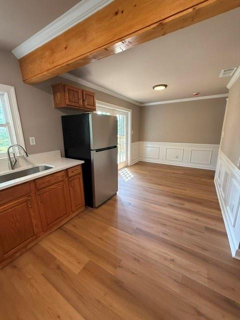 Building Photo - 920 Cardinal Dr