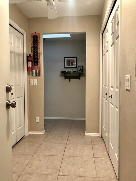 Laundry Room - 11515 N 91st St
