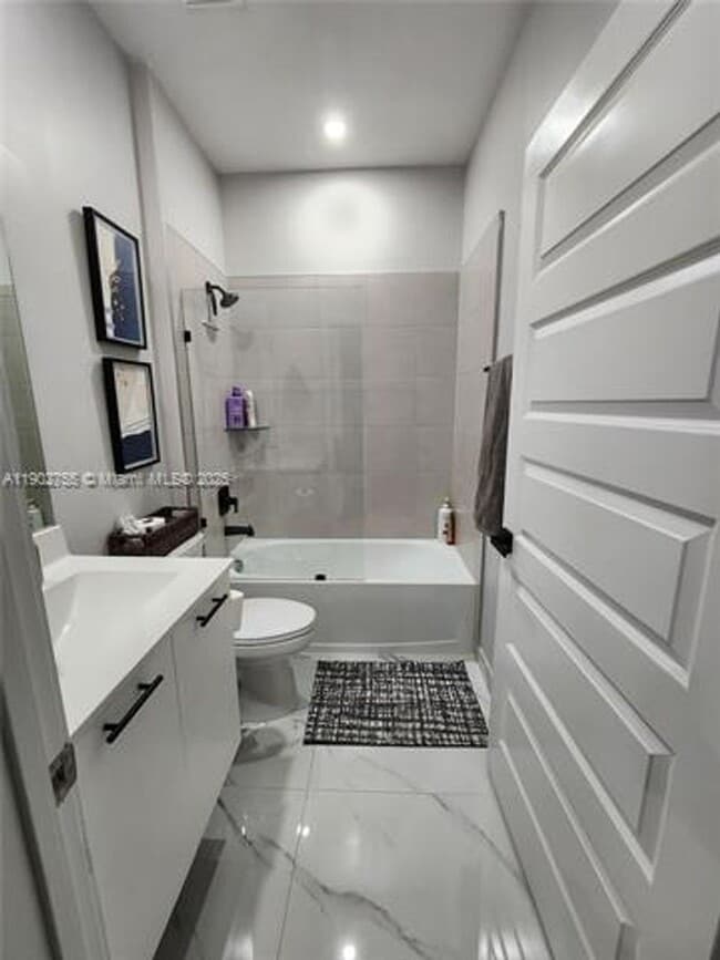 Building Photo - 8363 NW 41st St