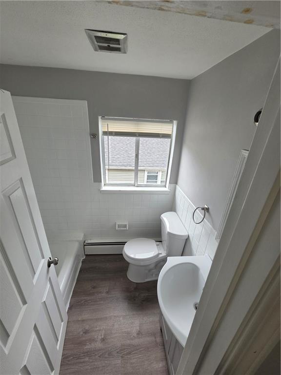 Building Photo - 15 Barrows St