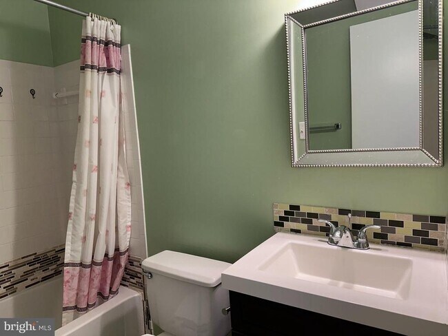 Building Photo - 10523 Polk Square Ct