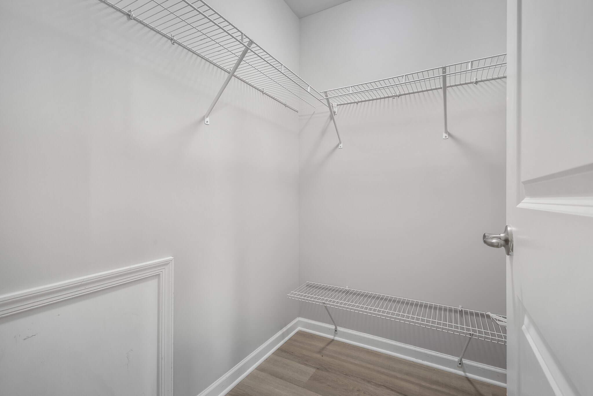 Building Photo - 428 Heroit Dr