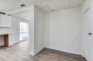 Building Photo - 2215 Kathleen Ave