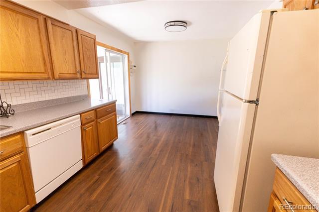 Building Photo - 7210 Millbrook Ct