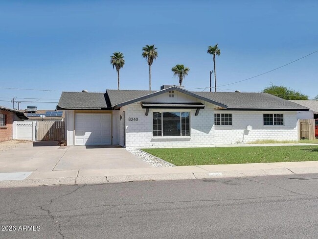 Building Photo - 8240 E Monterosa St