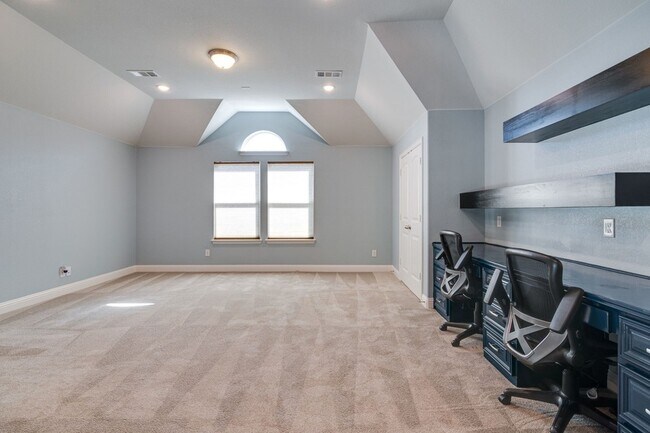Building Photo - 4152 Las Colina Dr