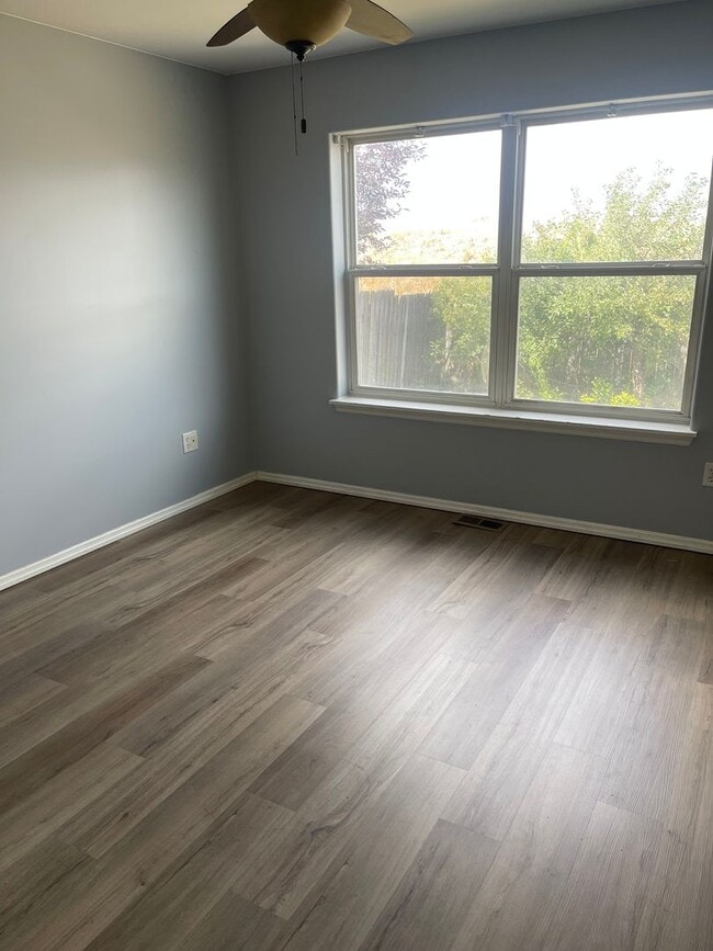 Building Photo - Charming 3 Bed, 2 Bath Home in Prime Belgr...