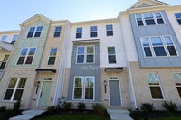 Building Photo - 15325 Sunray Wy