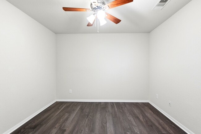Building Photo - 15002 Miller Meadows Ln