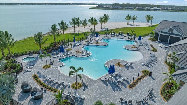 Building Photo - Vista at WildBlue ~ Pool Home Ready to Rent