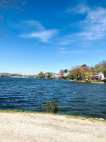 Building Photo - 1 Alder St