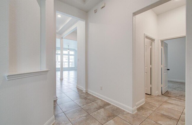 Building Photo - 1618 Dominion Heights Ln