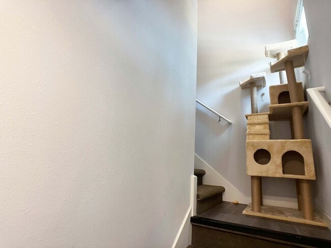 Building Photo - Porter's Parkside - New One Bedroom, One Bathroom Townhome