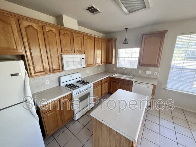 Building Photo - 8917 Whiteworth Loop