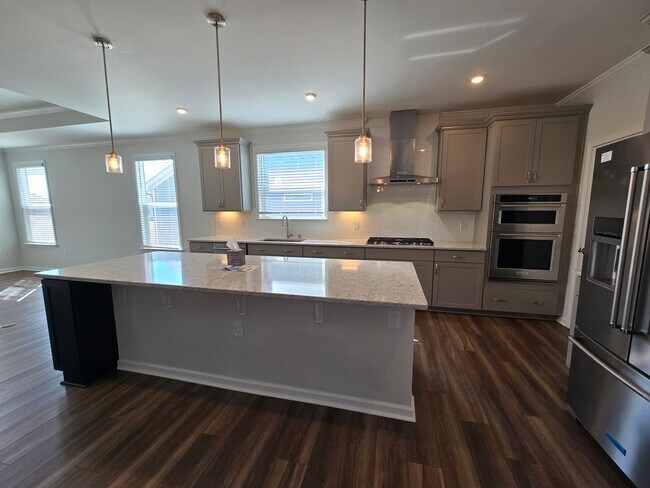 Building Photo - 3 BR/2BA | Newly Renovated Single Family Home | 2-Car Garage Parking | Large backyard| In Carolin...