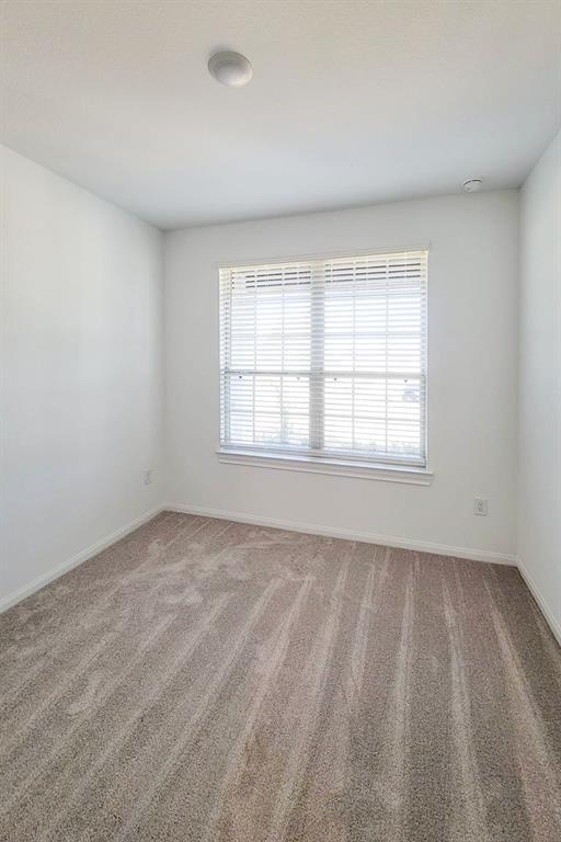 Building Photo - 25737 Damask Dr