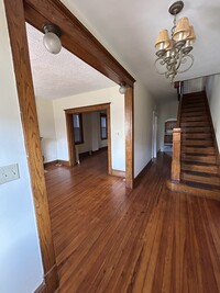 Building Photo - 33 Weber St