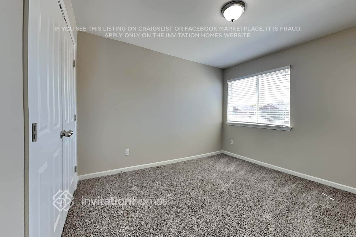 Building Photo - 7629 Columbia Way NE