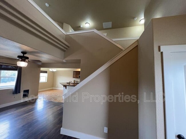 Building Photo - 3712 Gunsmoke Rd