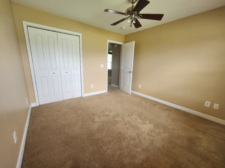 Building Photo - 2803 Green Pond Cir