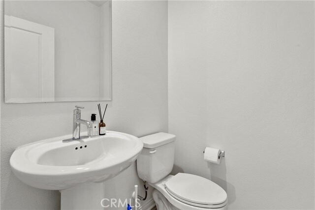 Building Photo - 6902 Sagebrush Cir