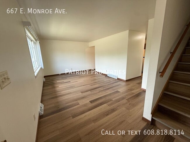 Building Photo - 667 E Monroe Ave