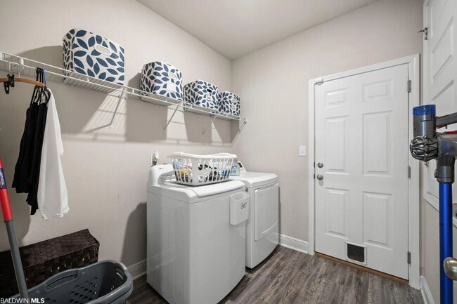 Building Photo - Charming 4BR House in Daphne
