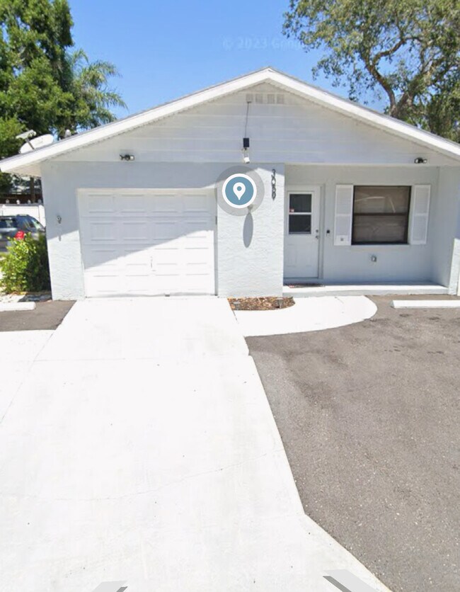 Primary Photo - 3059 Gypsy St