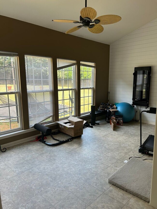 Building Photo - 108 Ivory Glen Ct