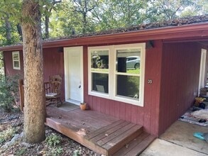 Building Photo - 35 Gore Ln