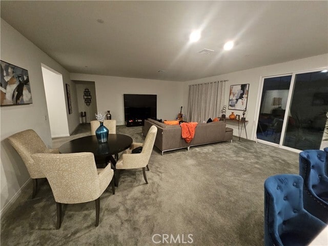 Building Photo - 7900 Raincross Ct
